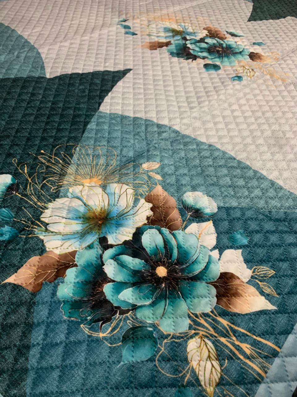 Comfort Shoppy Velvet 6 Seater Floral Table Cover  (Green, White)